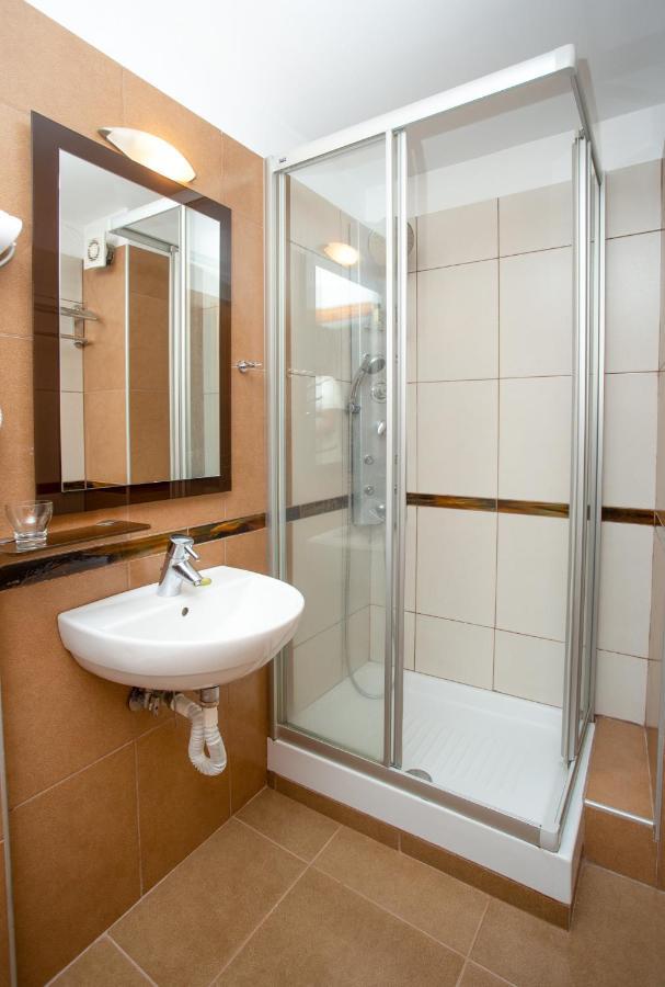 Hotel Adonis Métsovo Eksteriør bilde